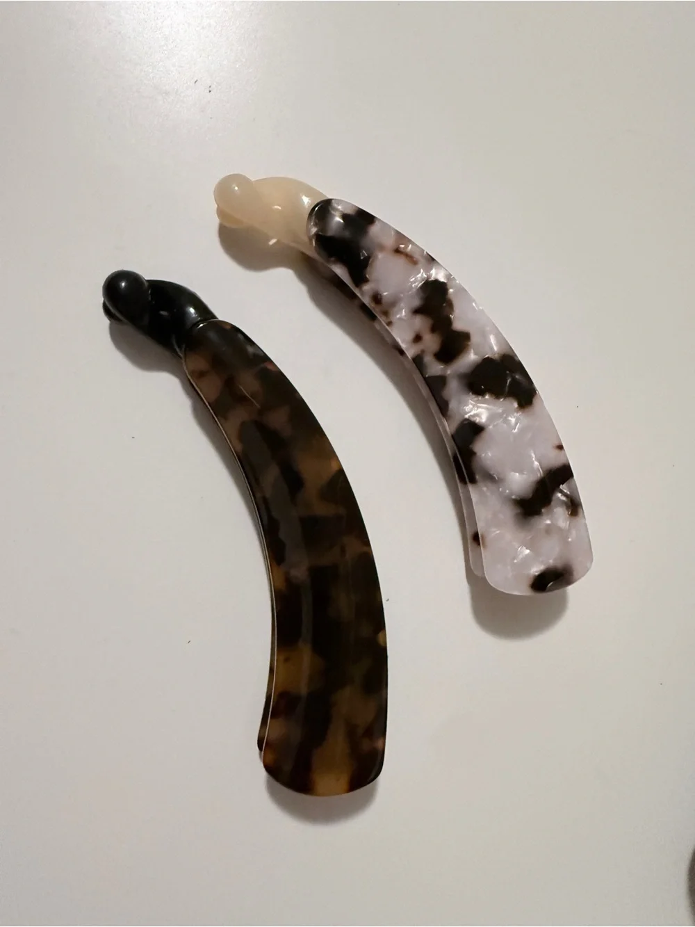 Marbled Tortoiseshell Resin Banana Clips by Anthropologie - 2 pack!